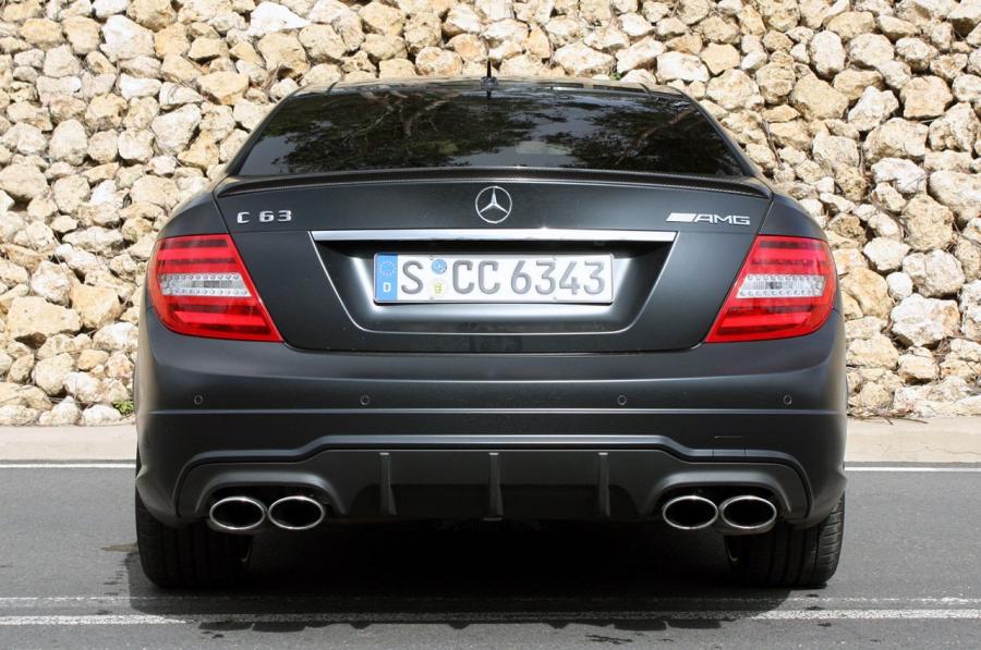  Mercedes-Benz C63 AMG Coupe 2012 года  (фото 33 из 113)